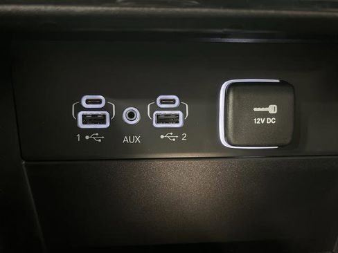 Used 2024 Jeep Grand Cherokee Limited image 24