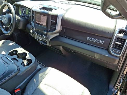 Used 2024 RAM 2500 Big Horn w/ Bed Utility Group image 33