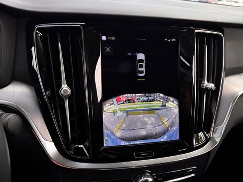 Used 2024 Volvo S60 B5 Core FWD image 7