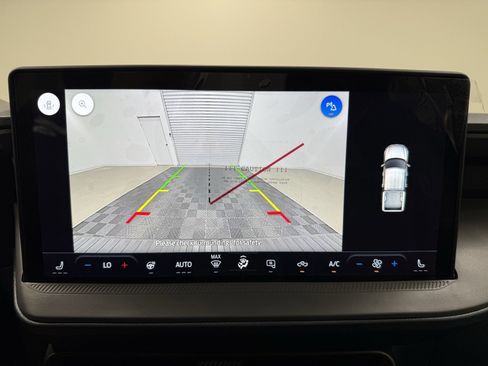 New 2025 Ford Maverick XLT w/ XLT Luxury Package image 17