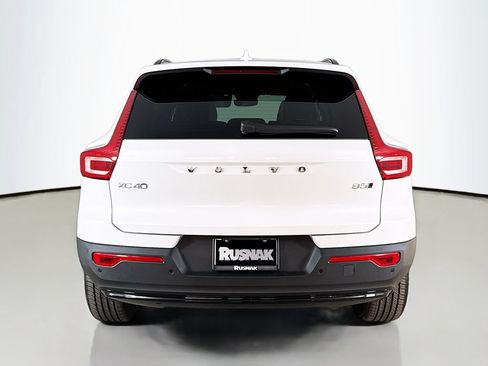 Certified 2026 Volvo XC40 B5 Plus w/ Protection Package Premier AWD/4WD image 6