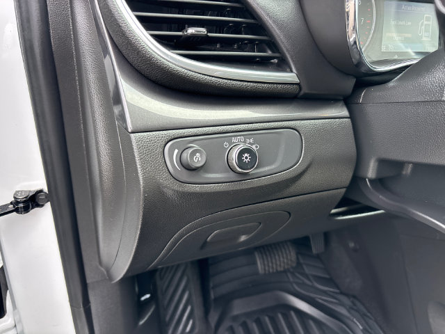 Used 2020 Buick Encore Preferred w/ Safety Package FWD image 16