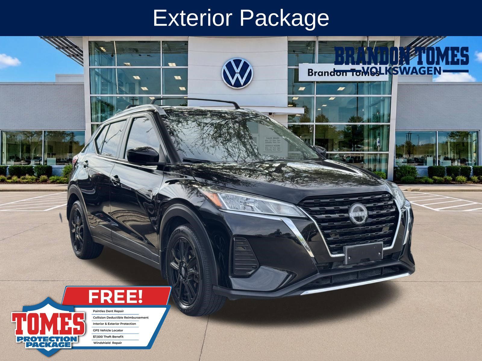 Used 2023 Nissan Kicks SV w/ Exterior Package FWD image 1