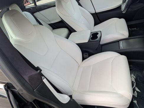 Used 2017 Tesla Model S 100D image 26