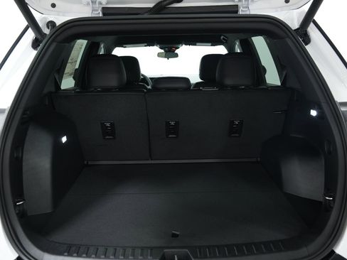 New 2026 GMC Terrain AT4 w/ Convenience Package III image 13