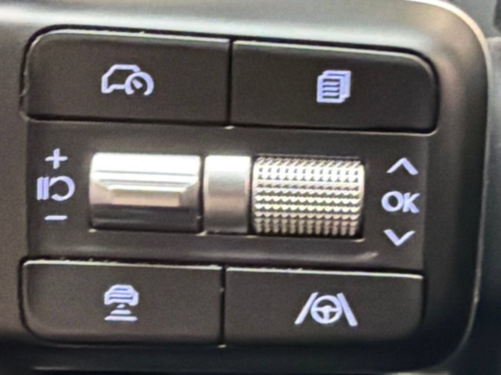 Certified 2026 Hyundai Santa Fe SEL FWD image 22