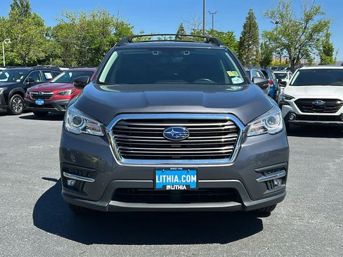Certified 2022 Subaru Ascent Limited w/ Technology Package AWD/4WD image 3