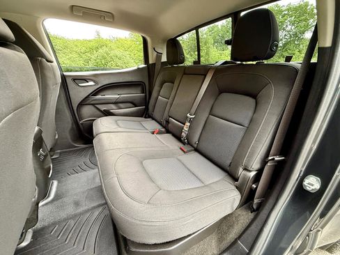 Used 2018 Chevrolet Colorado LT w/ LT Convenience Package image 20