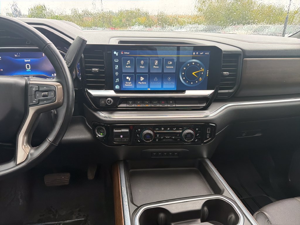 Used 2024 Chevrolet Silverado 2500 High Country w/ High Country Premium Package AWD/4WD image 16