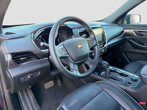 Used 2023 Chevrolet Traverse Premier w/ Redline Edition image 9