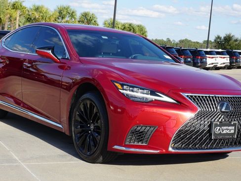 Used 2021 Lexus LS 500 image 3