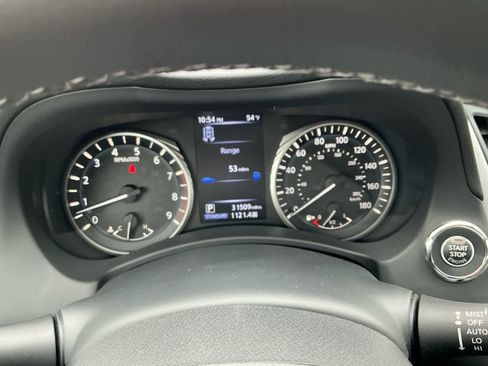 Used 2022 INFINITI Q50 Luxe w/ Cargo Package AWD/4WD image 5
