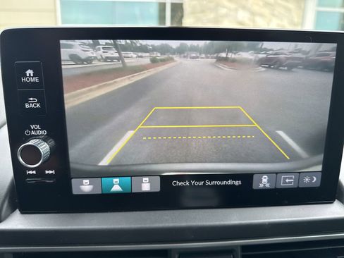 Used 2023 Honda Pilot EX-L image 17