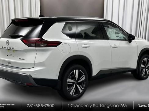 Used 2024 Nissan Rogue SL w/ SL Premium Package AWD/4WD image 5