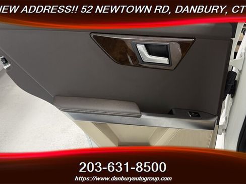 Used 2014 Mercedes-Benz GLK 350 4MATIC image 29
