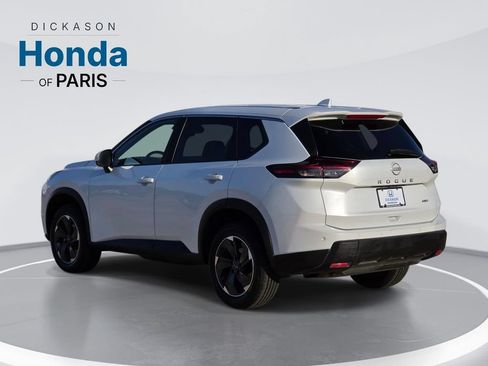 Used 2025 Nissan Rogue SV AWD/4WD image 5