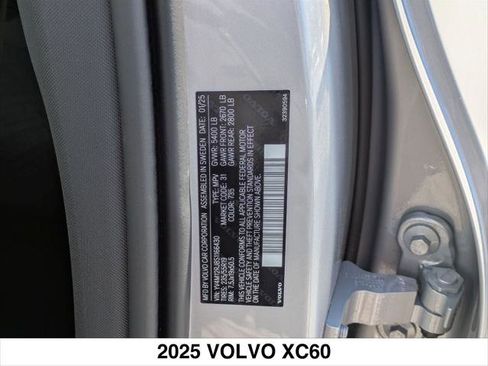 New 2025 Volvo XC60 B5 Core w/ Protection Package Premier image 14