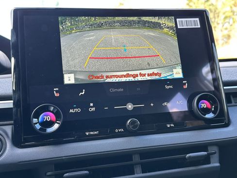 New 2026 Subaru Solterra Premium image 21