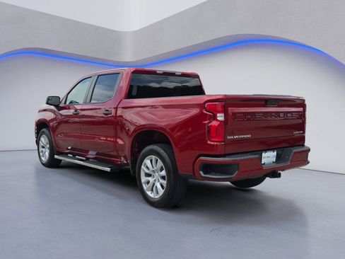 Used 2022 Chevrolet Silverado 1500 Custom RWD image 3