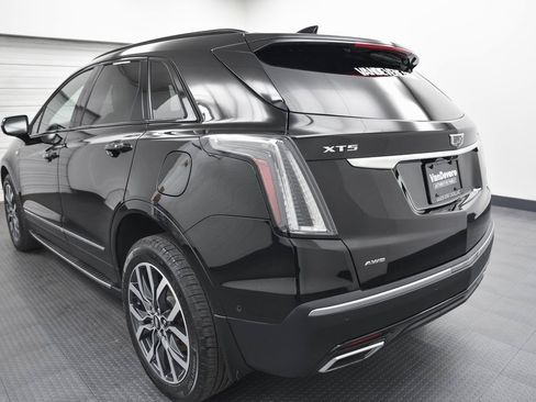 Used 2022 Cadillac XT5 Sportv image 5