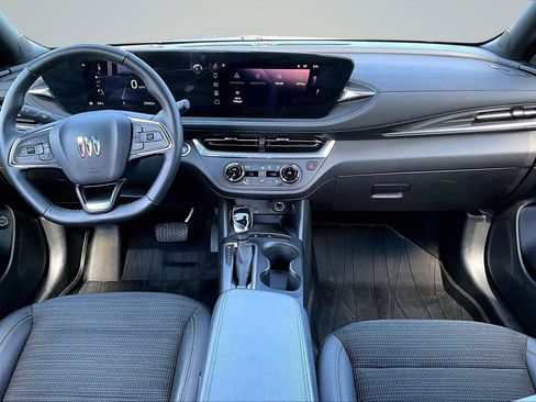 Used 2024 Buick Envista Preferred w/ Convenience I Package FWD image 16