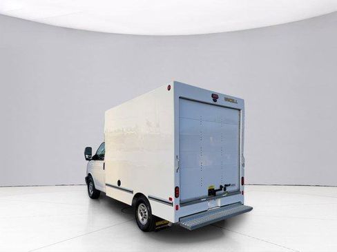 New 2025 GMC Savana 3500 w/ Power Convenience Package image 9