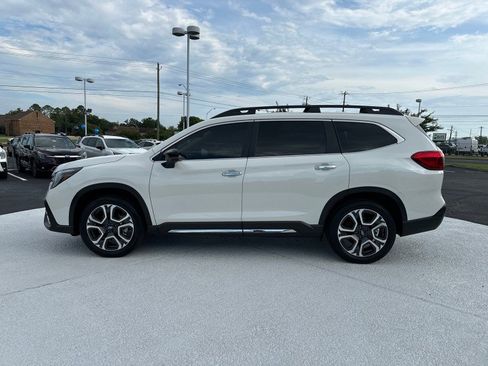 Certified 2026 Subaru Ascent Touring w/ Popular Package #2 AWD/4WD image 4
