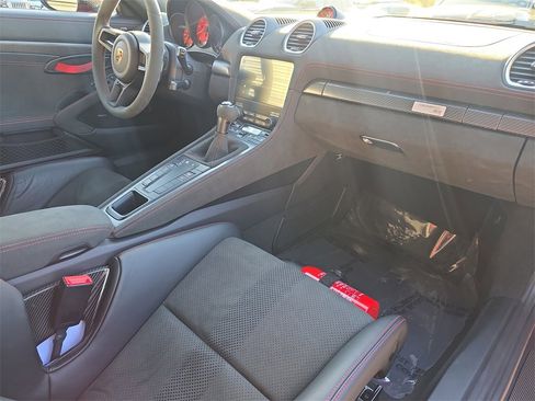 Certified 2025 Porsche 718 Cayman GT4 RS image 19