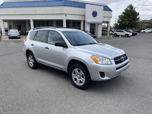 Used 2012 Toyota RAV4 4WD V6 w/ Tow Prep Pkg image 33