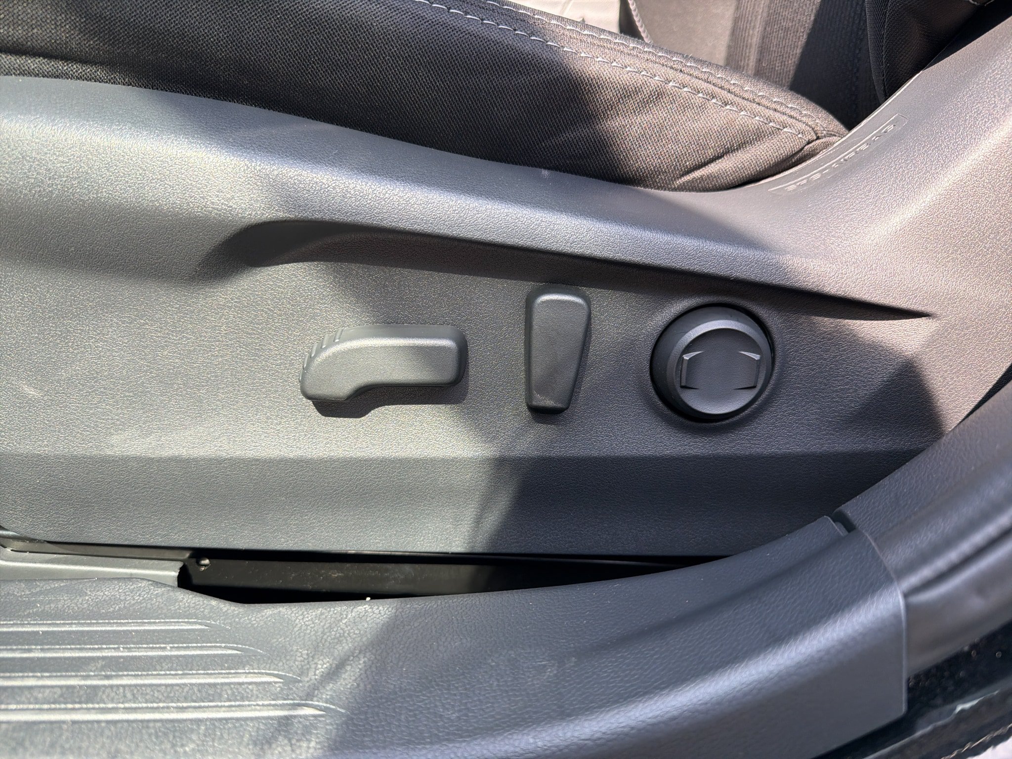 Certified 2025 Subaru Legacy Premium AWD/4WD image 9