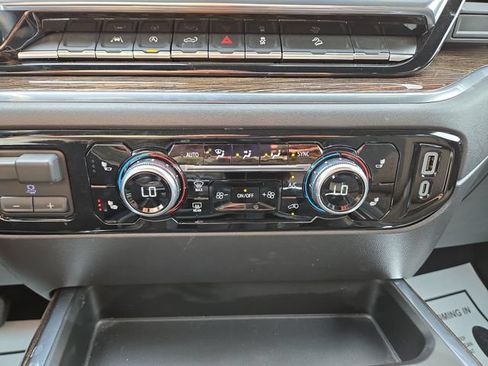 Used 2023 GMC Sierra 1500 Elevation w/ X31 Off-Road Package AWD/4WD image 25