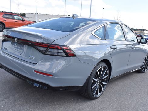 New 2026 Honda Accord Touring image 9