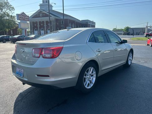 Used 2015 Chevrolet Malibu LT w/ Power Convenience Package image 5