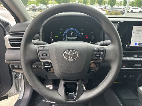 Certified 2025 Toyota Camry LE FWD image 17