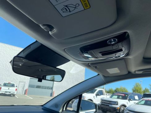 New 2026 Kia Sportage EX w/ EX Panorama Roof Package image 21