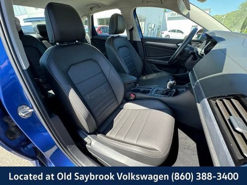 Certified 2024 Volkswagen Jetta SE FWD image 23