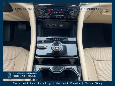 Used 2022 Jeep Grand Cherokee L Limited w/ Luxury Tech Group II image 24