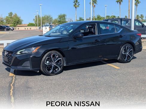 Certified 2025 Nissan Altima 2.5 SR FWD image 1