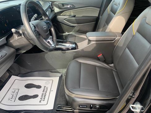 Used 2024 Chevrolet Trax ACTIV w/ Driver Confidence Package image 5