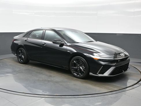 Certified 2025 Hyundai Elantra N Line w/ Cargo Package image 8