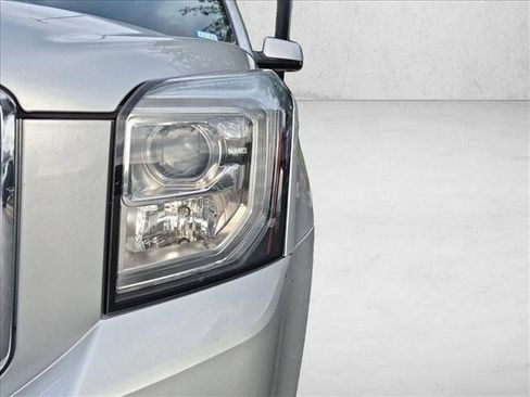 Used 2016 GMC Yukon Denali w/ Open Road Package AWD/4WD image 12
