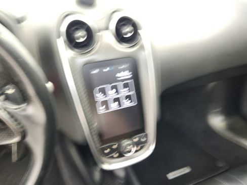 Used 2017 McLaren 570S RWD image 37