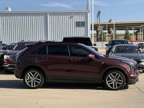 Used 2023 Cadillac XT4 Sport w/ Cold Weather Package FWD image 3