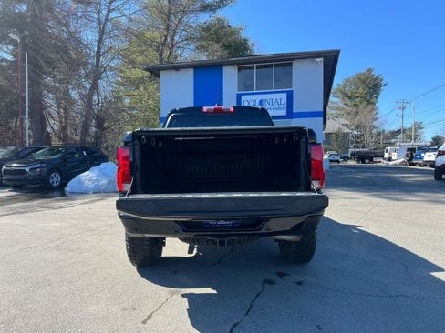 Certified 2024 Chevrolet Colorado ZR2 w/ ZR2 Convenience Package III image 36