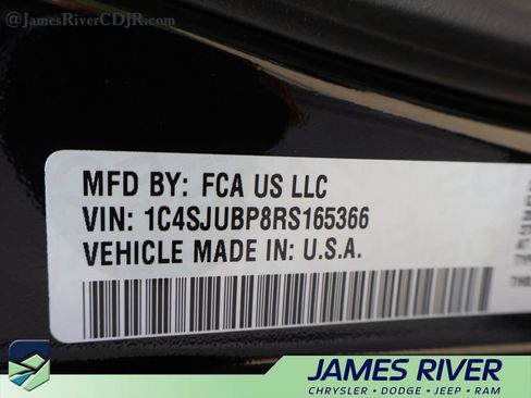 Used 2024 Jeep Wagoneer Series II w/ Flexible Seating Group RWD image 40