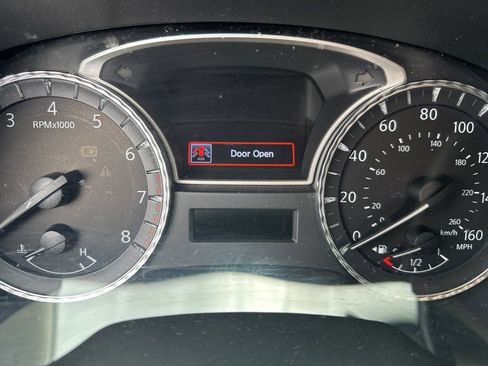 Used 2019 INFINITI QX60 Luxe w/ Essential Package image 11