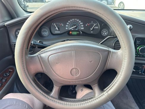 Used 2005 Buick Century Custom image 13