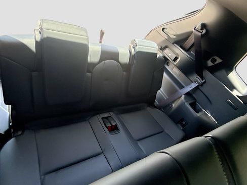 New 2026 Mitsubishi Outlander SEL Black Edition FWD image 30