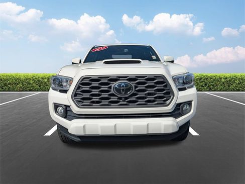 Used 2023 Toyota Tacoma TRD Sport w/ Advanced Technology Package AWD/4WD image 11