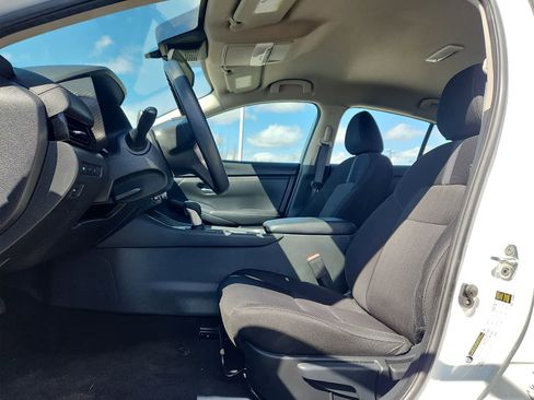 Used 2024 Nissan Sentra SV image 14